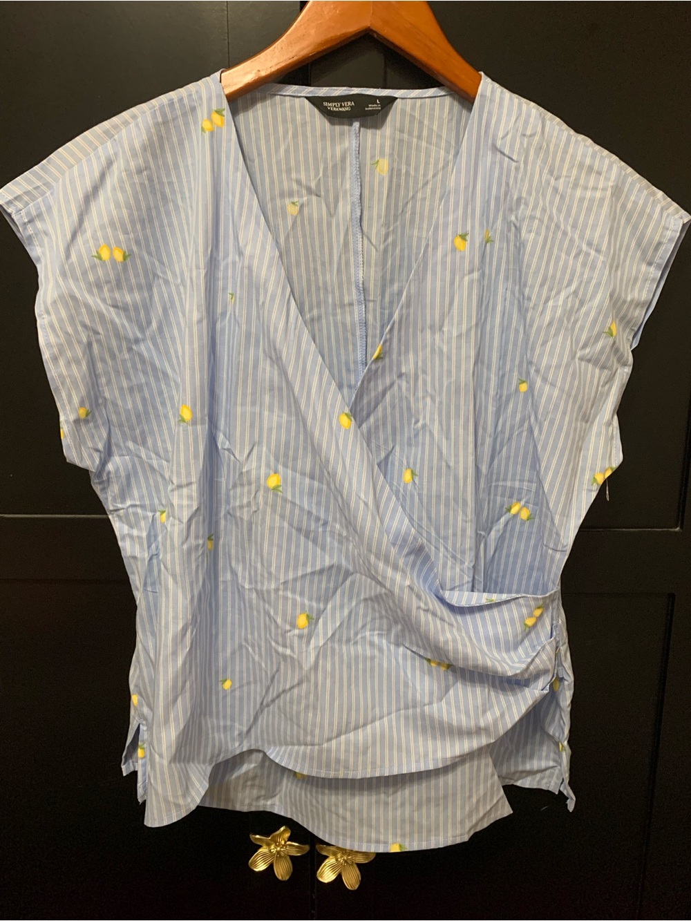 Vera Wang Light Blue and White Striped Wrap cotton Blouse Yellow lemons